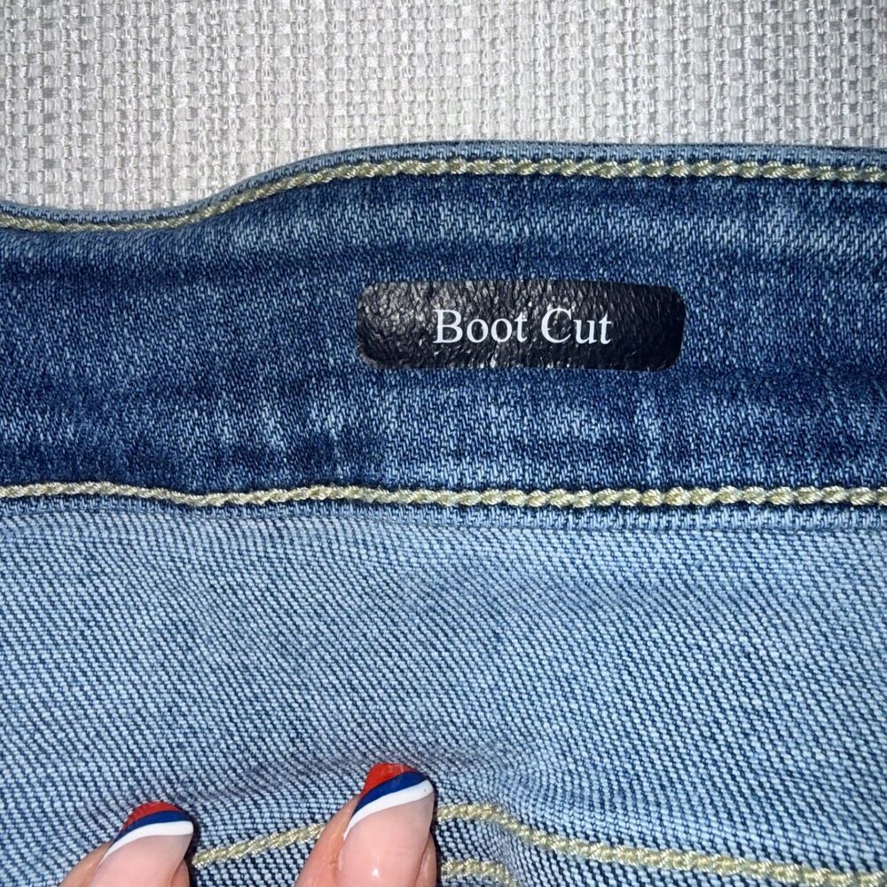 Judy Blue Mid Rise Boot Cut Jean - 24W - Picture 10 of 13